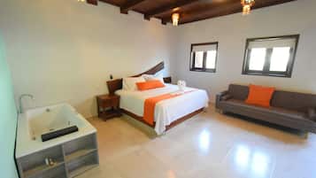 Kamar Superior, 1 Tempat Tidur King, Bebas Asap Rokok | Minibar, brankas, setrika/meja setrika, dan Wi-Fi gratis