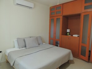 Hus, 5 soverom | 5 soverom, wi-fi (inkludert) og sengetøy