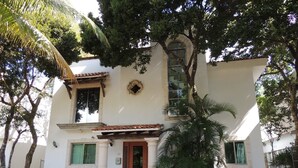Unclassified image, 3 of 9, button - Casa Suerte 5 BR Playacar (Playa del Carmen)