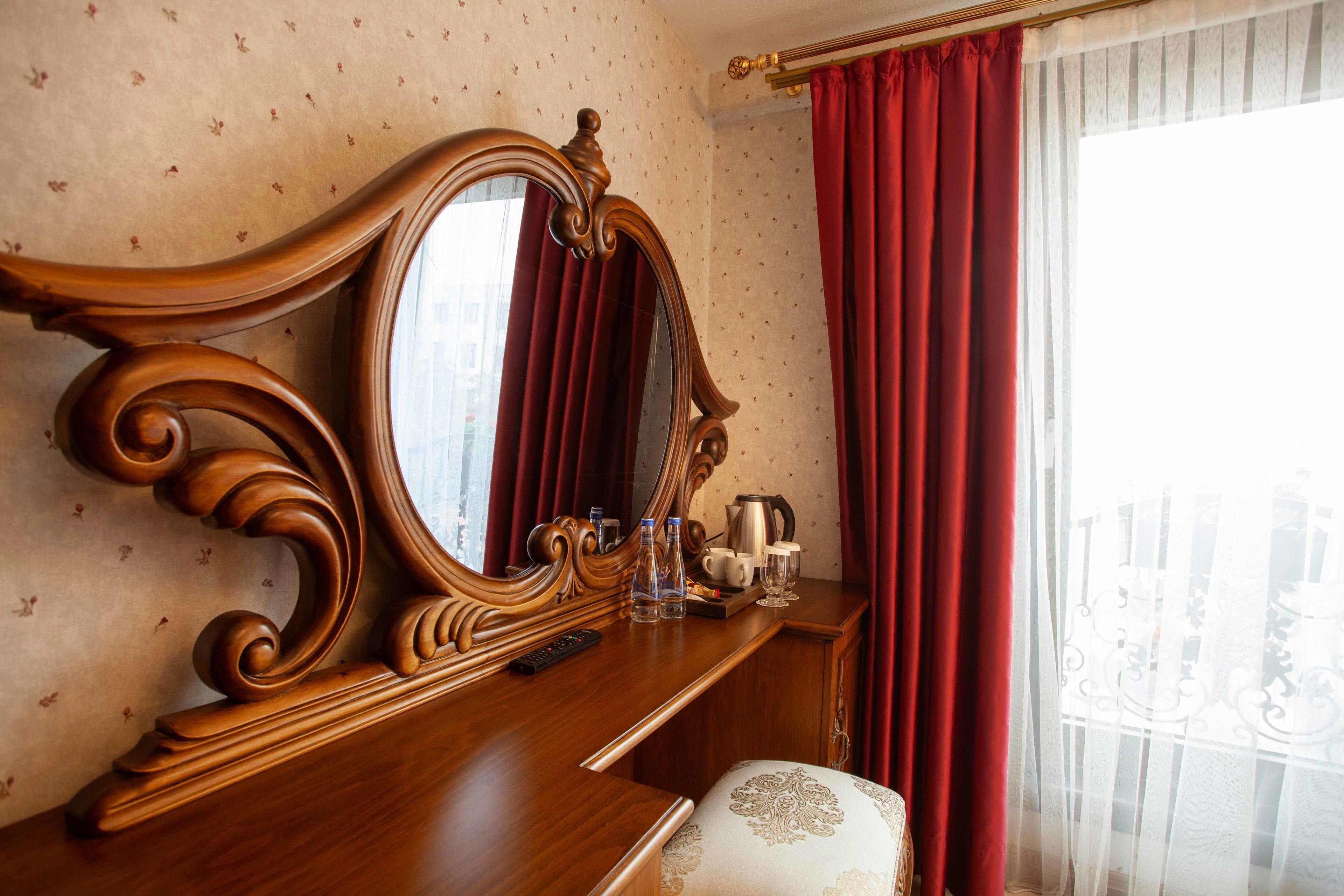 Standard Double Room, 1 King Bed, Non Smoking, City View | Egyptian cotton sheets, premium bedding, down duvets, memory-foam beds