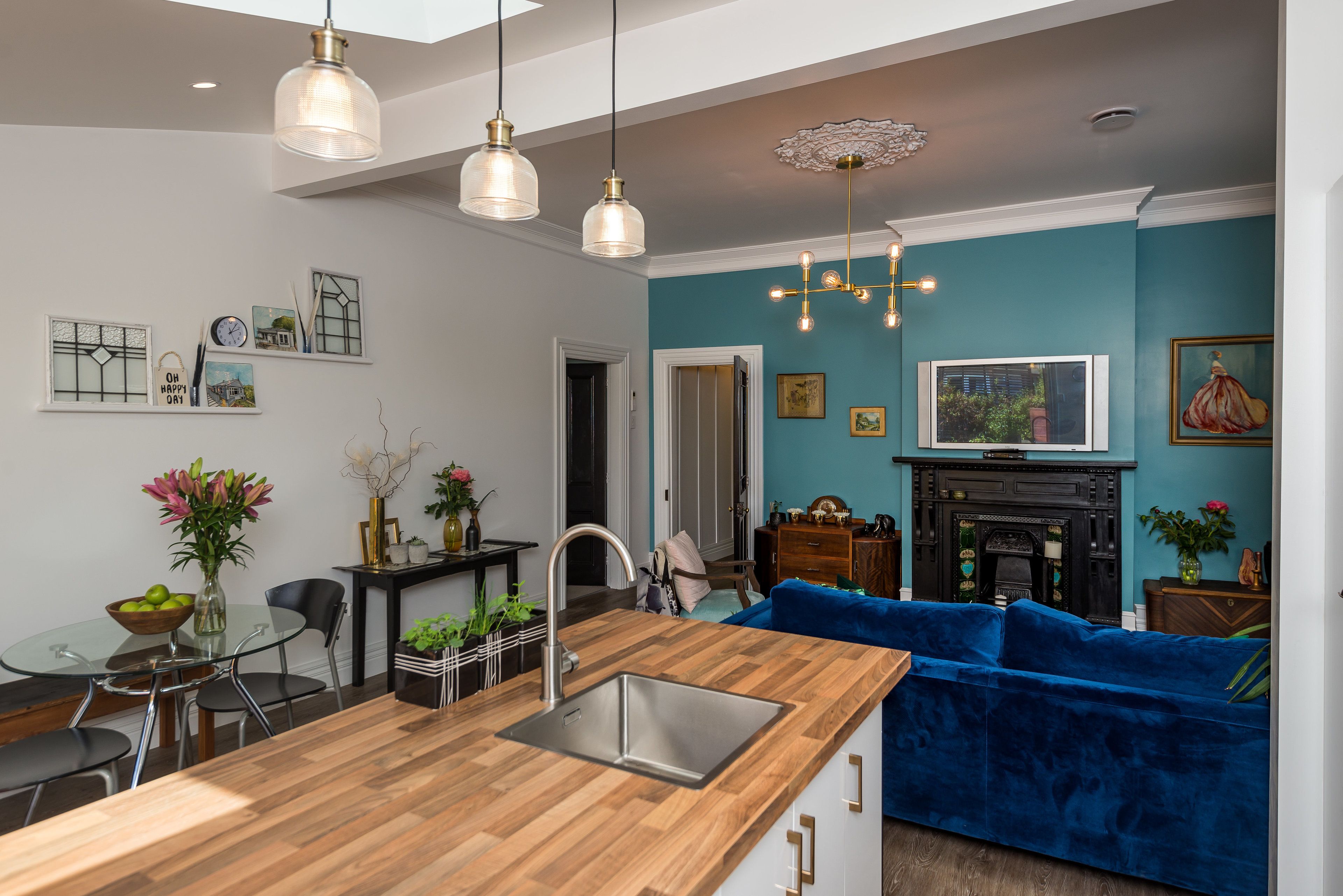 House, 3 Bedrooms | Private kitchen | Full-size fridge, microwave, oven, stovetop