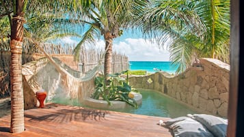 Oceanfront Suite with Plunge Pool | Roupas de cama premium, Wi-Fi de cortesia, roupa de cama