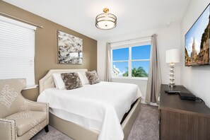 Luksusvilla, flere senger | Blendingsgardiner, strykejern/-brett og wi-fi (inkludert)