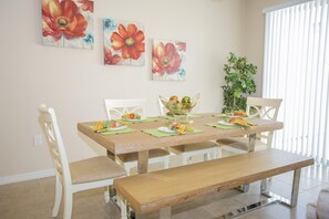 House, Multiple Beds (Villa Compass- Compass Bay) | Private kitchen