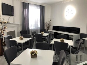 Tägliches inbegriffenes Frühstücksbuffet