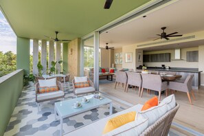 Apartment, 3 Bedrooms, Non Smoking | Balcony