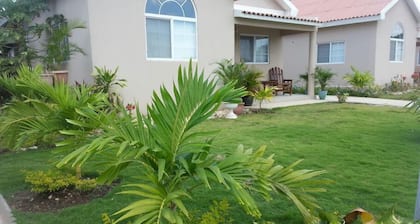 Caymanas Adrian's Vacation House