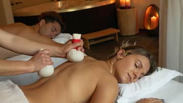 Tratamentos corporais, massagens com pedras quentes