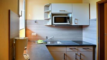 Fridge, microwave, dishwasher