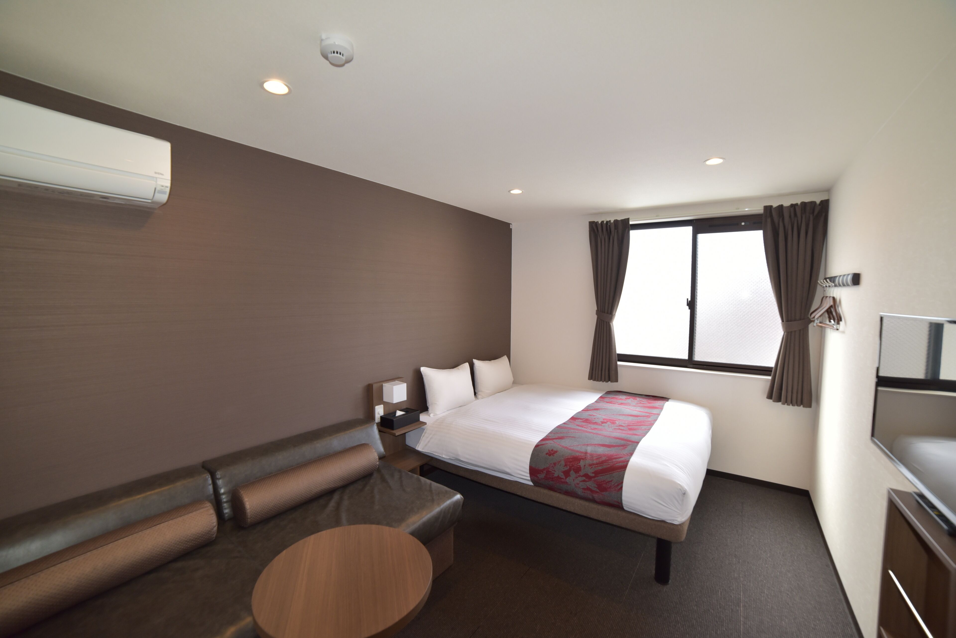 superior queen room | premium bedding, down duvets, pillow-top beds, desk