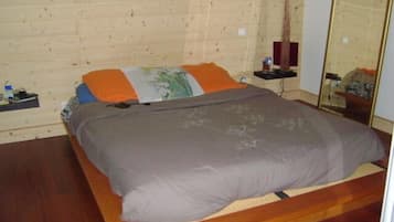 3 chambres, fer et planche Ă  repasser, lit parapluie, Wi-Fi gratuit