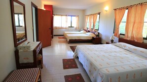 Family Room, Multiple Beds, Non Smoking - Toob Phasing (Nan)
