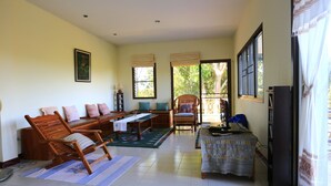 Family Room, Multiple Beds, Non Smoking | Living area - Toob Phasing (Nan)