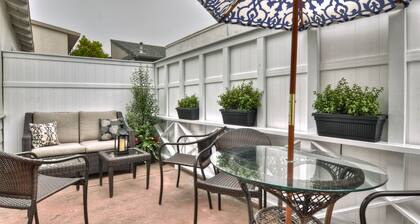 Pier Bowl Wohnung mit Terrasse, nur 1 Block zum Strand!