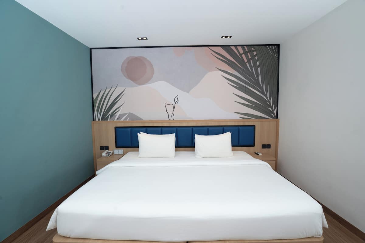 Hollywood Room | Desk, soundproofing, free WiFi, bed sheets