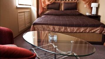 Comfort Studio | Iron/ironing board, free WiFi, bed sheets