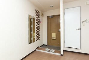 Apartment house (B1) | Free WiFi - Union Shin Osaka (Osaka)