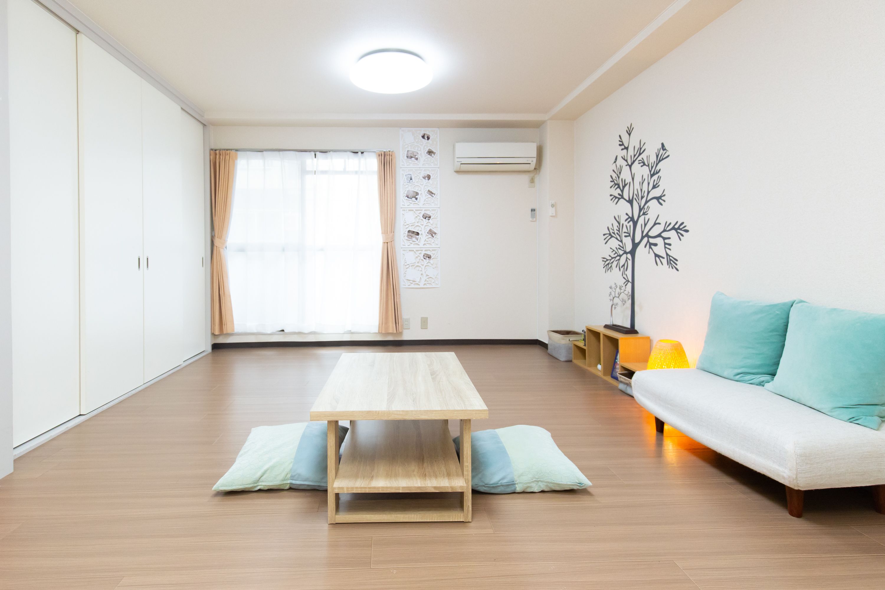 アパートメントハウス (B1) | リビング エリア