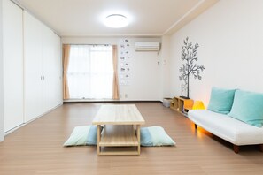 Studio (house B1) | Woonruimte