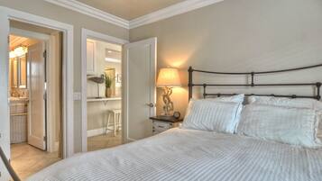 1 bedroom, iron/ironing board, internet, bed sheets