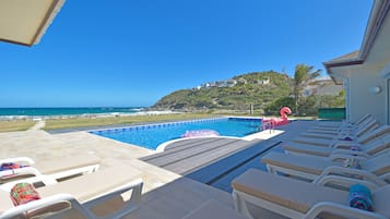 Piscina externa