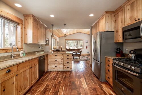 Family House With Additional Guest House Included- Fox