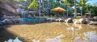 HO'OLEI # 24-3-KAIKKI NIMI VILLA-SLEEPS 10