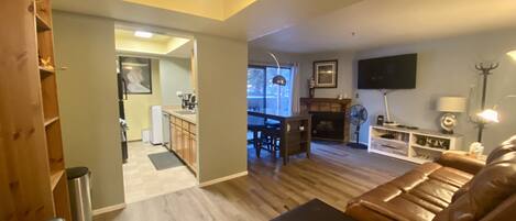 Smart TV, fireplace, DVD player, video library