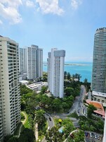 Classic Apartment, 2 Bedrooms, Hill View | View from room