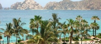 Fabulous 5 star resort and enjoy paradise! 