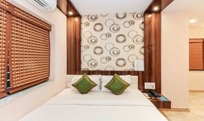 Standard Room, Multiple Beds, Non Smoking