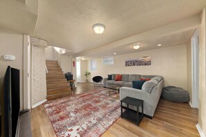 TV, fireplace, offices