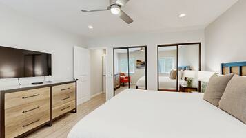 3 bedrooms, iron/ironing board, internet, bed sheets