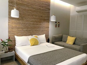 Superior Room, 1 Queen Bed, Non Smoking, Sea View