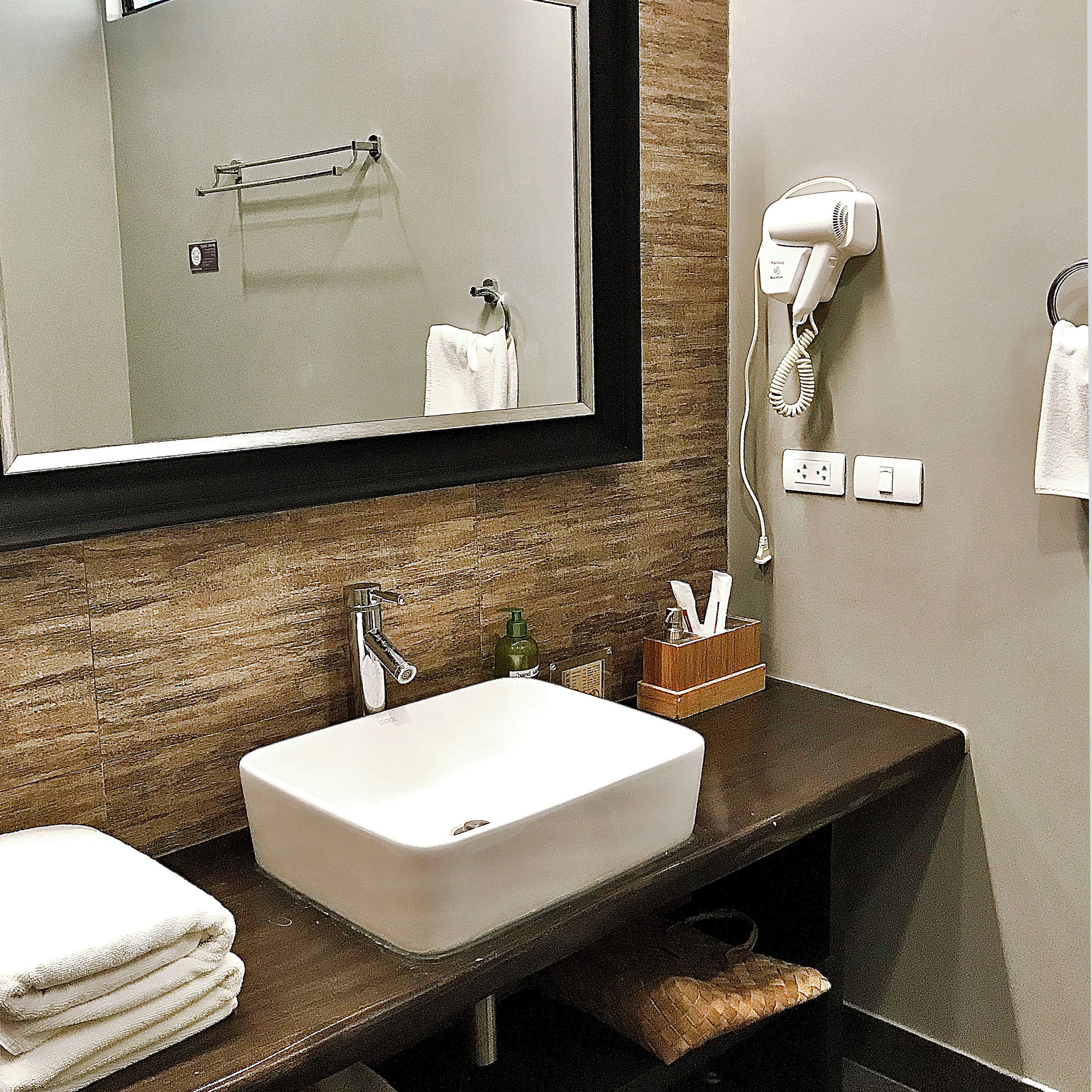 shower, rainfall showerhead, eco-friendly toiletries, hair dryer