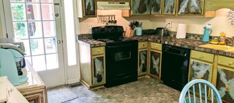 Ridgetop Retreat! 16 mijl van Nashville. Rustige woning aan een doodlopende straat.