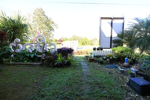 Property grounds - Botanic Garden Nan Guest House (Pua)