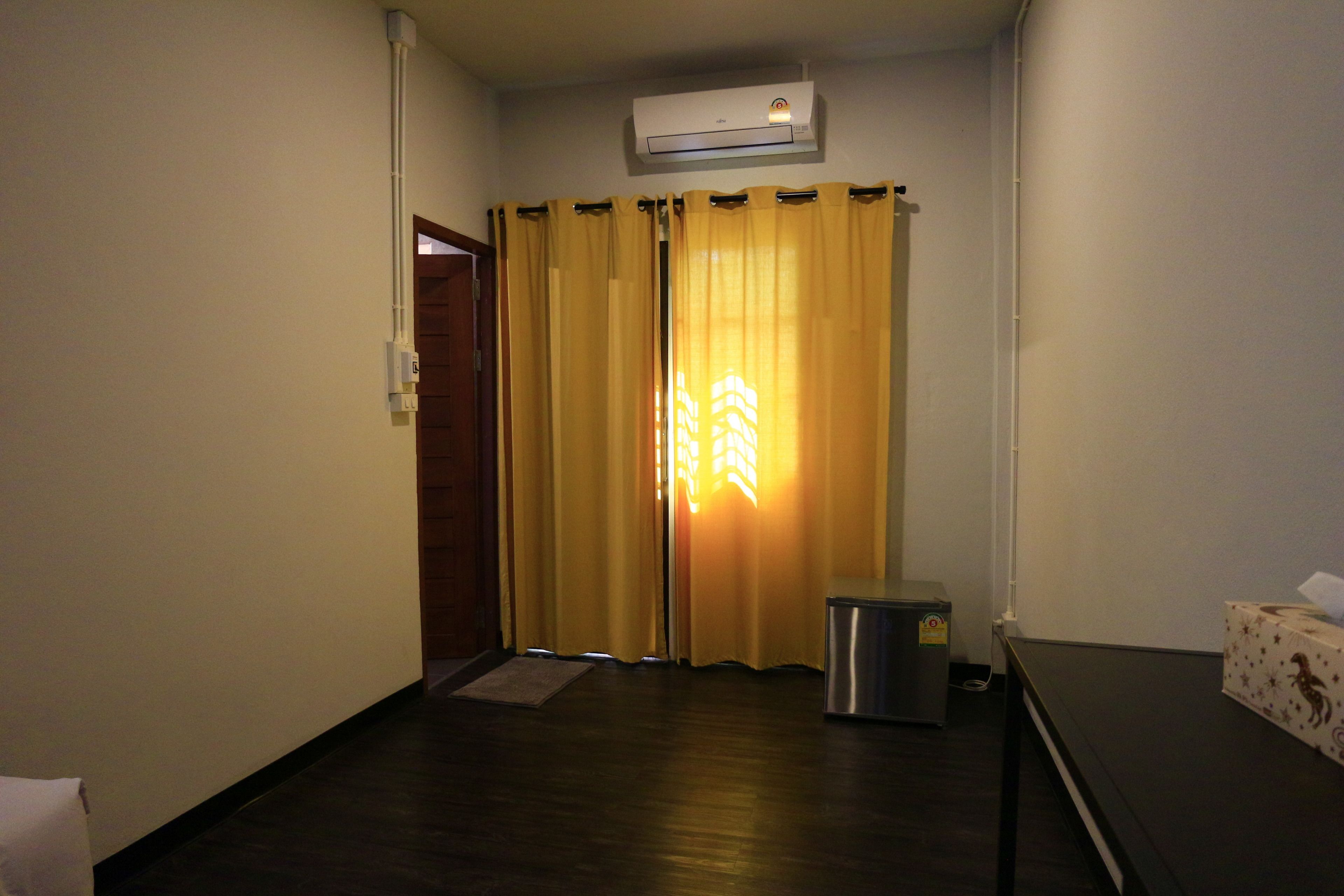 Standard Room | Air conditioning