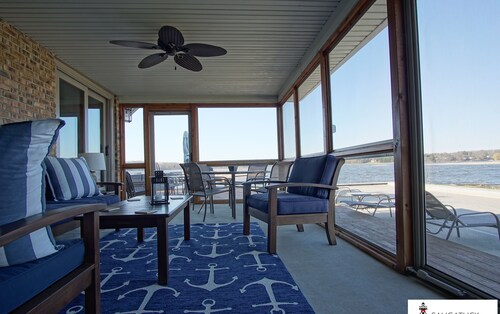 Riverdance, Hot Tub Open! Heated Pool open 5/8 to 10/12/26.