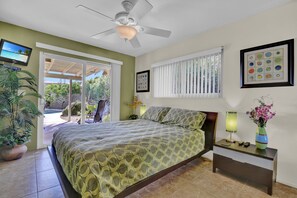 2 bedrooms, iron/ironing board, travel crib, free WiFi