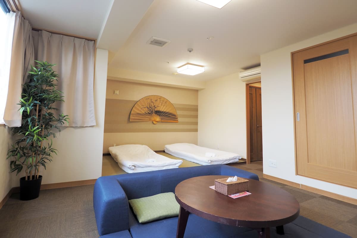 Căn hộ có thiết kế đặc trưng, quang cảnh thành phố (Japanese Style Room) | Màn/rèm cản sáng, bàn ủi/dụng cụ ủi quần áo