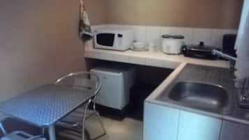 Fridge, microwave, stovetop, rice cooker