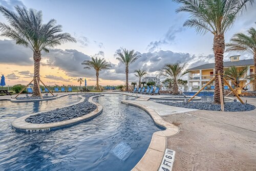 Beach Front House, sleeps 12, Galveston Island, Pointe West Resort - 4 bed/4bath