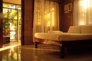 1 bedroom, in-room safe, desk, blackout drapes - Don Remegio Villas (General Luna)