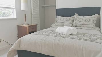 Desk, iron/ironing board, free WiFi, bed sheets