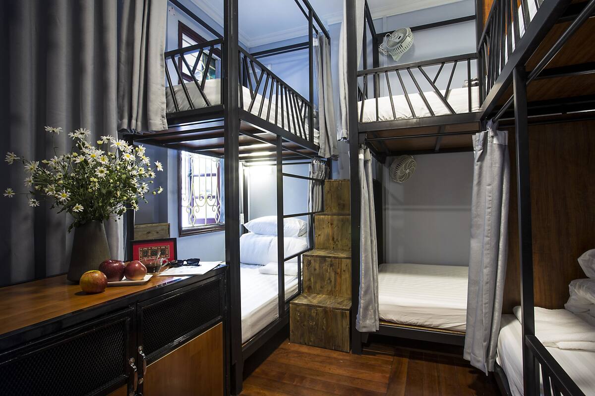 Bed in 10-bed Mixed Dormitory | Room amenity