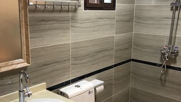 Ducha, cabezal de ducha tipo lluvia, artículos de tocador gratuitos