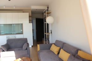 Penthouse Apartment 2 | Living area | Flat-screen TV - Lake Muse Apartments (Tirana)