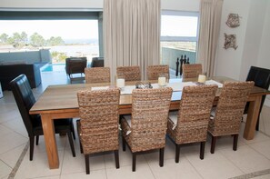Deluxe House, 5 Bedrooms, Non Smoking, Sea View | In-room dining - 9 Sheerline (Knysna)