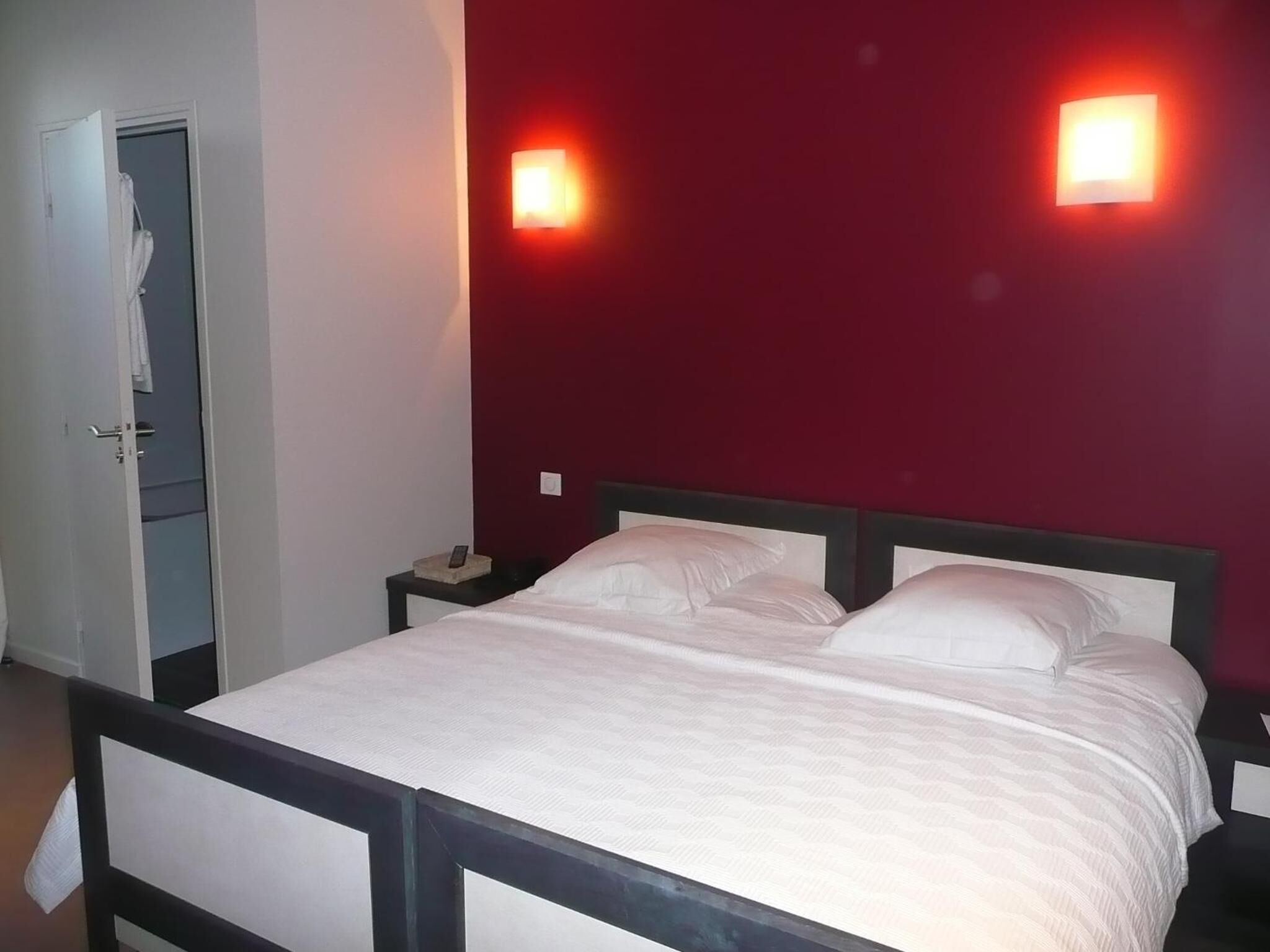 individually decorated, individually furnished, desk, iron/ironing board